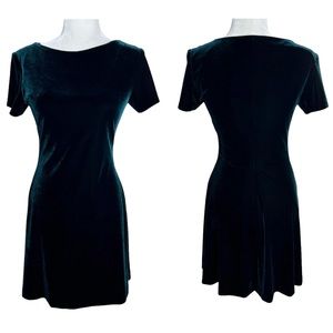 Andrea Polizzi for Rex Lester Velvet Short Sleeve Dress Size Small